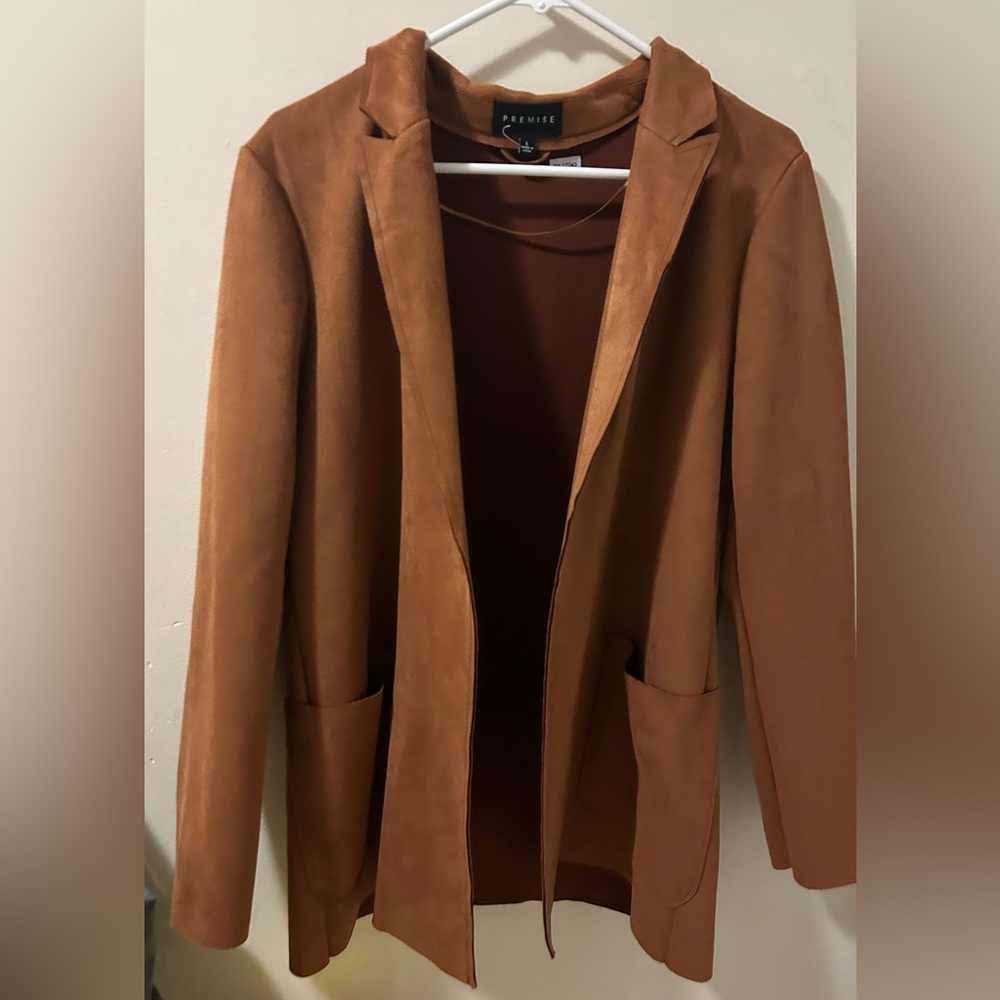 PREMISE, SIZE LARGE